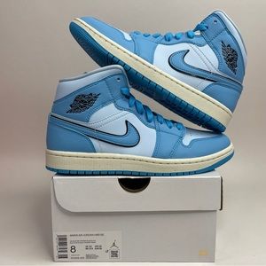 Nike Air Jordan 1 Retro Mid SE WMNS “Powder Blue/Ice Blue” 2023